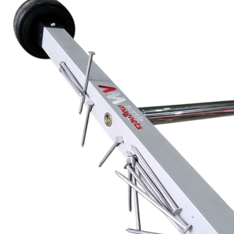 Mini Rolling Telescopic Magnetic Sweeper